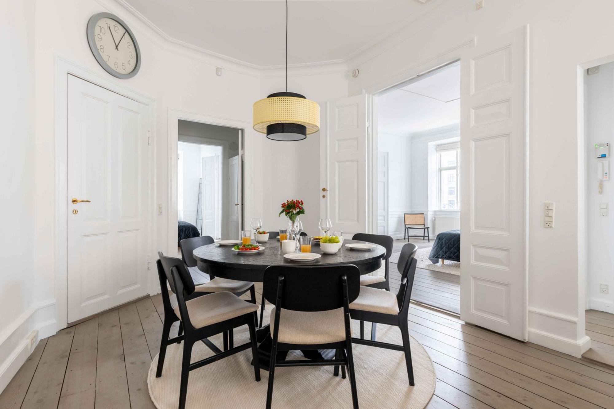 Chic Apartment In Vibrant Area By Copenhagen Canals Exterior photo